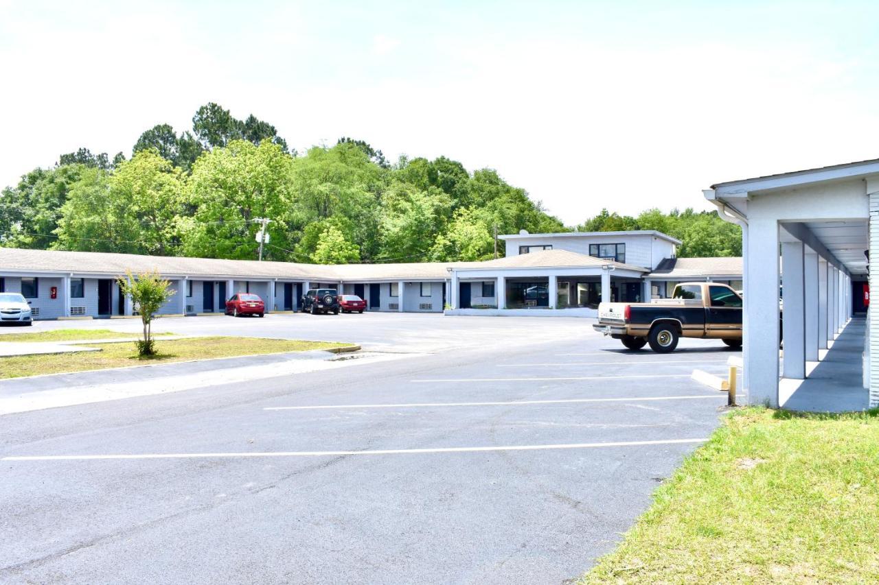 Rodeway Inn - Swainsboro Exterior foto