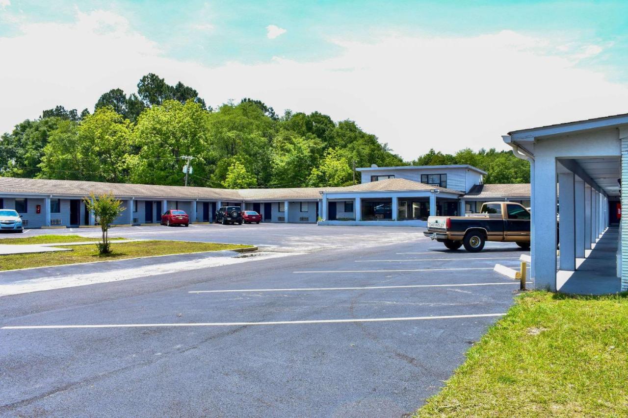 Rodeway Inn - Swainsboro Exterior foto