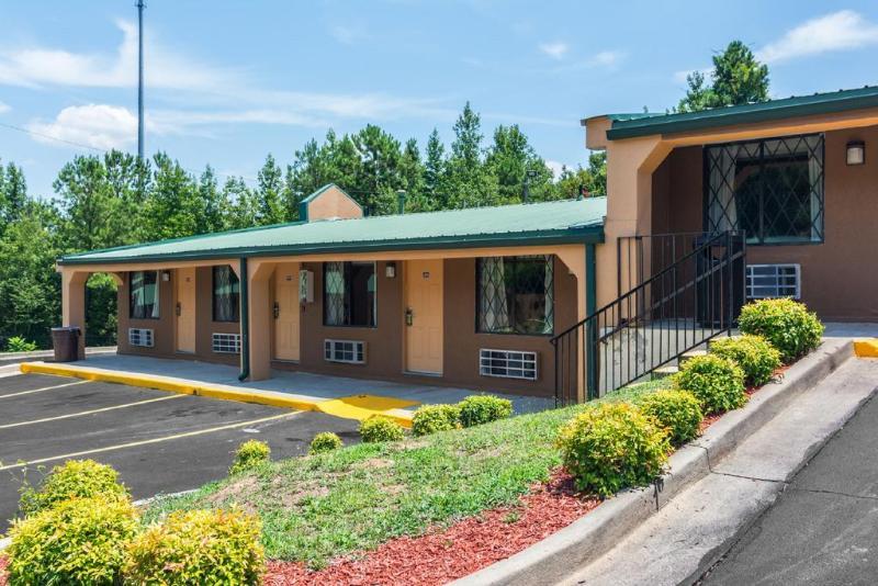 Rodeway Inn - Swainsboro Exterior foto