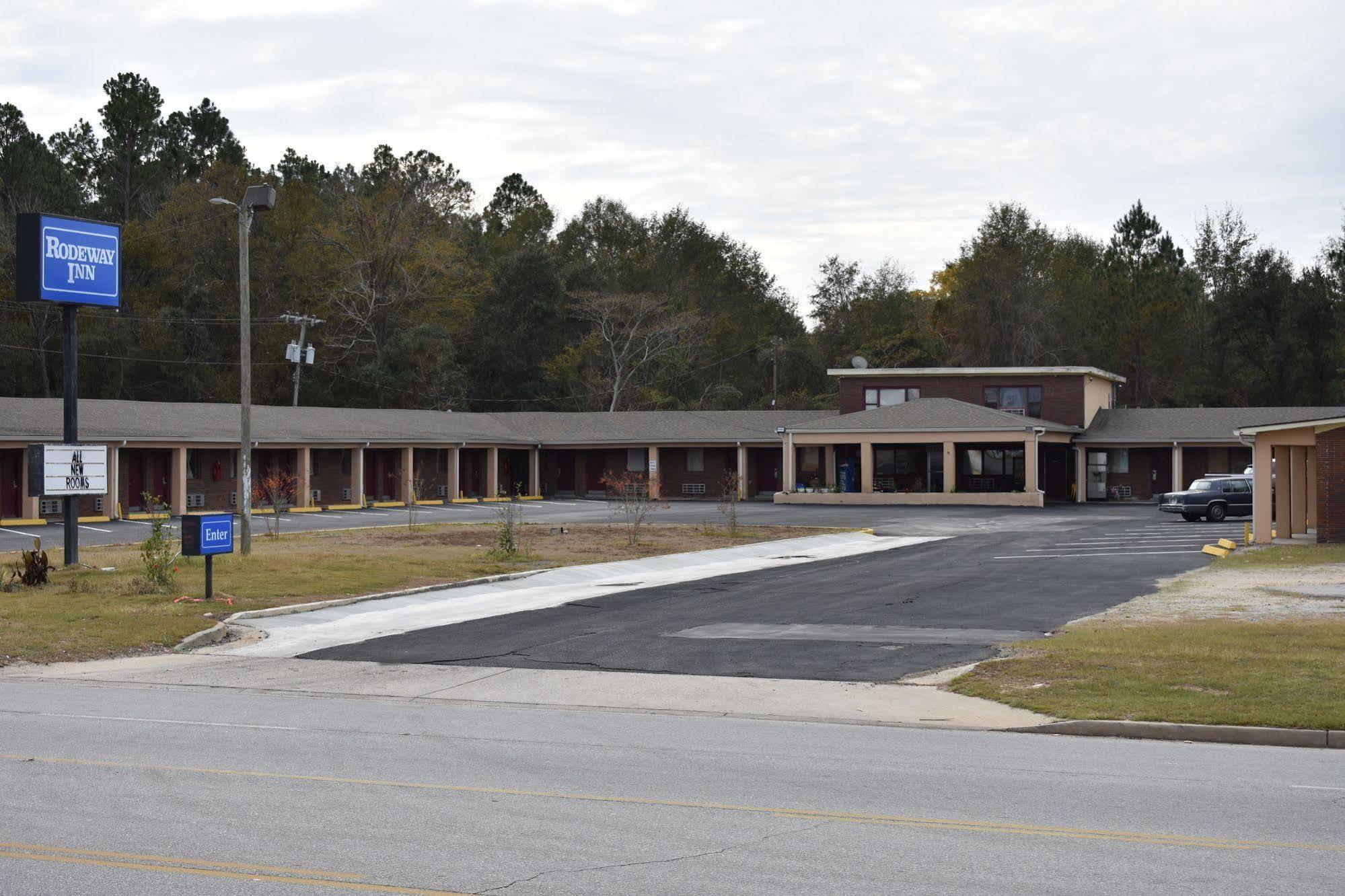 Rodeway Inn - Swainsboro Exterior foto